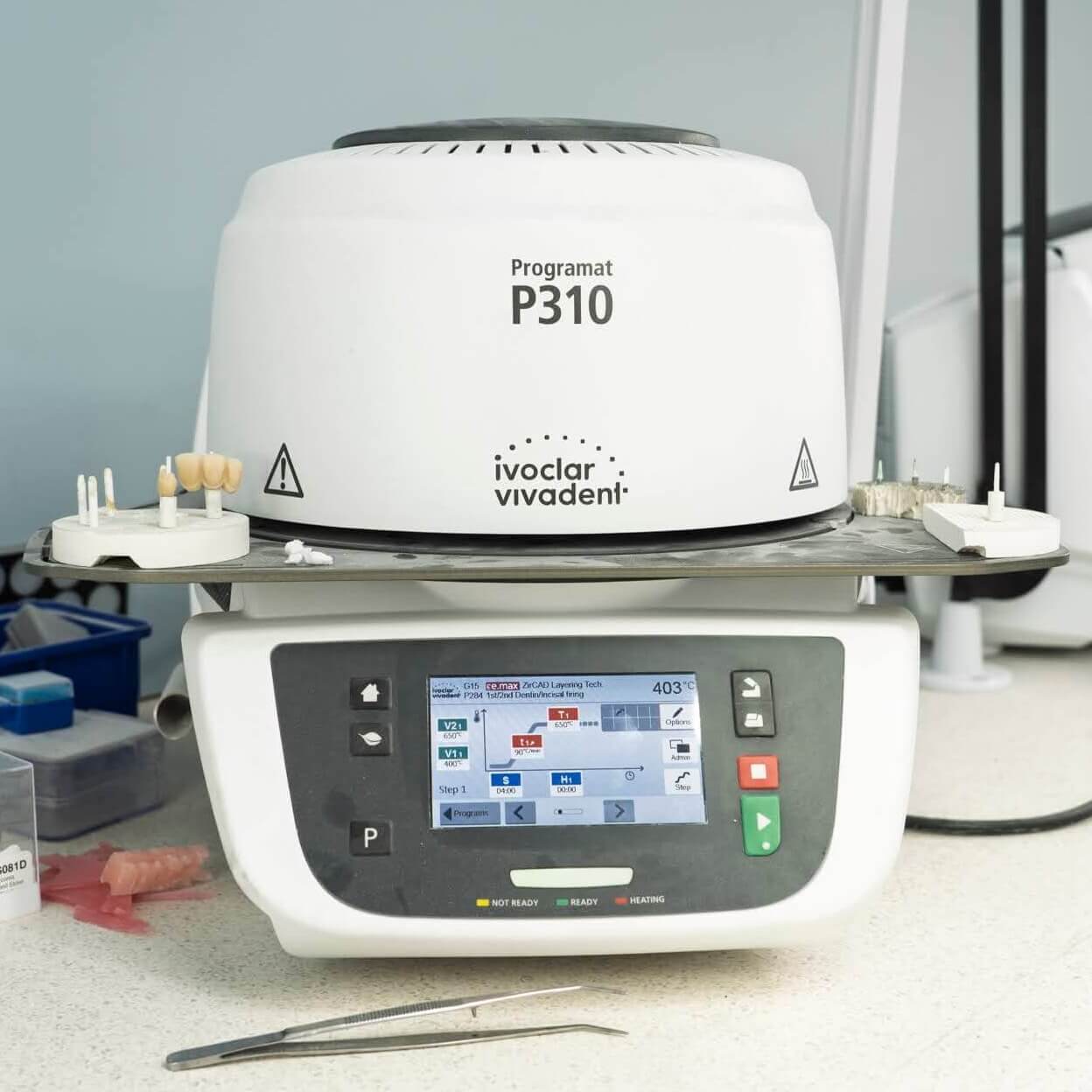 Programat P310 furnace with crowns on firing pins